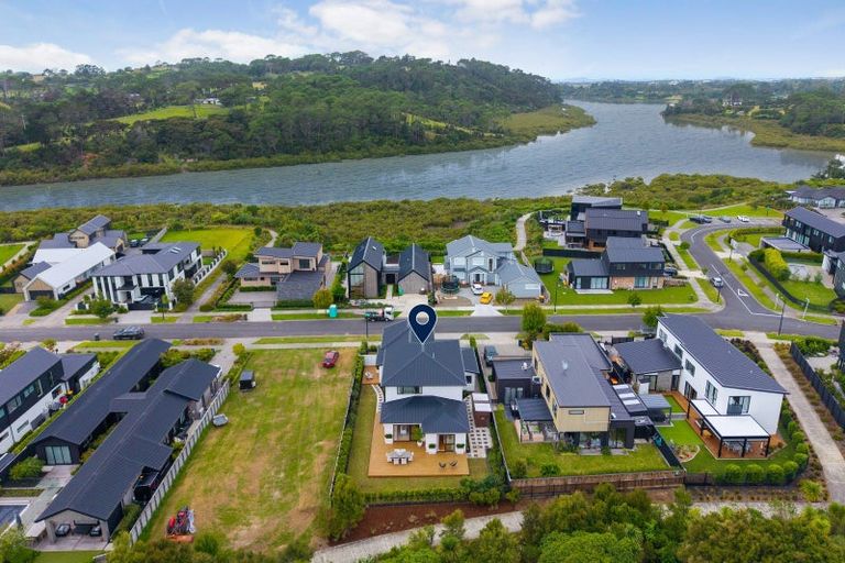 Photo of property in 91 Riverhead Point Drive, Riverhead, 0820