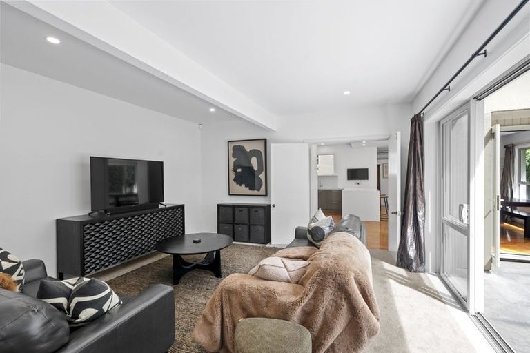 Photo of property in 205 Clyde Road, Burnside, Christchurch, 8053