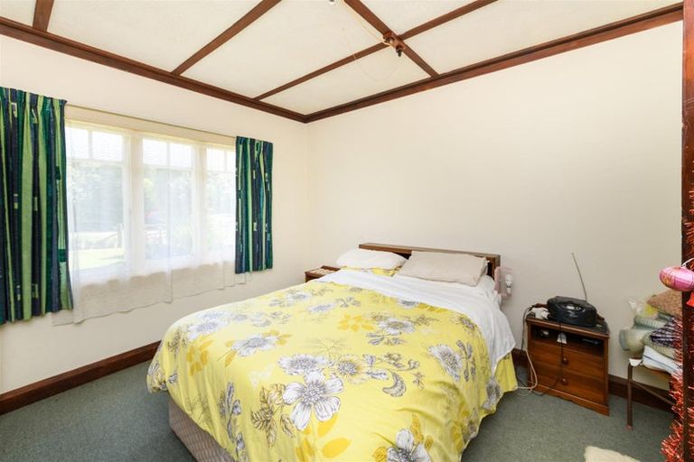 Photo of property in 56 Wightman Road, Sanson, Palmerston North, 4479