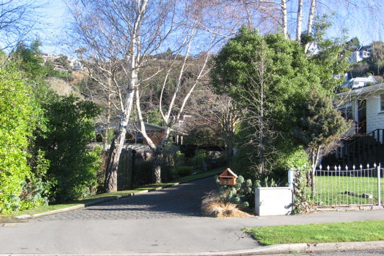 Photo of property in 25 Gunns Crescent, Cashmere, Christchurch, 8022