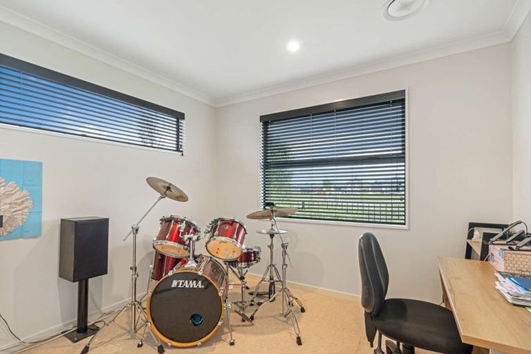 Photo of property in 11 Orchiston Way, Lincoln, 7608