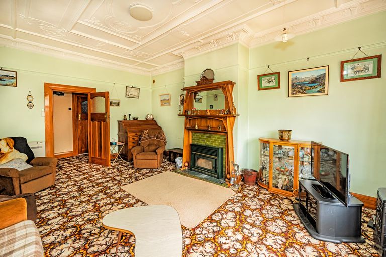Photo of property in 61 Hull Street, South Hill, Oamaru, 9400