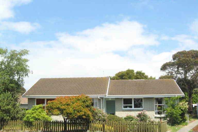 Photo of property in 26 Guernsey Street, Aranui, Christchurch, 8061