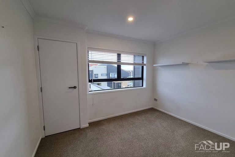 Photo of property in 3/25 Sidney Wallingford Way, Hobsonville, Auckland, 0616