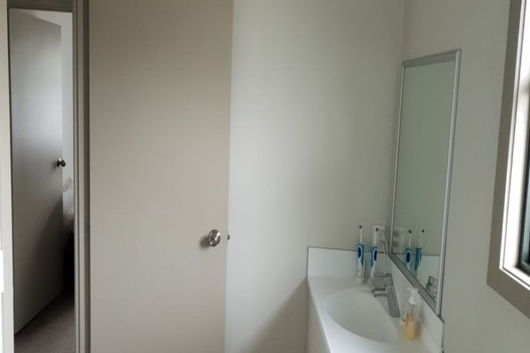 Photo of property in 47 Grove Road, Papakura, 2110