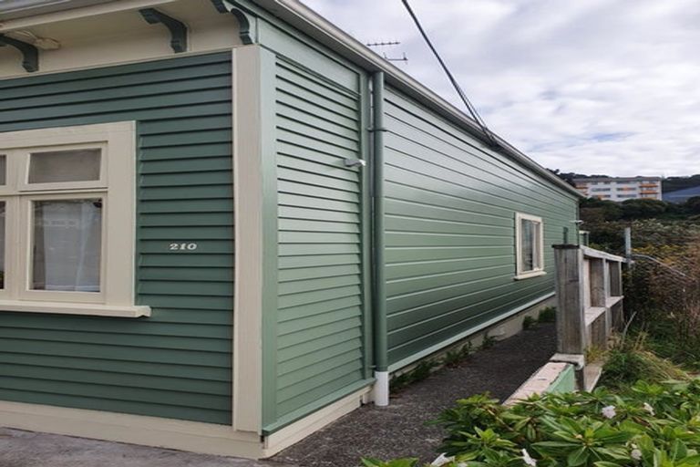 Photo of property in 210a Adelaide Road, Newtown, Wellington, 6021