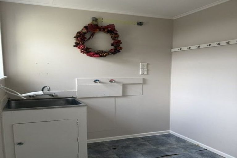 Photo of property in 44 Acacia Avenue, Maungaraki, Lower Hutt, 5010