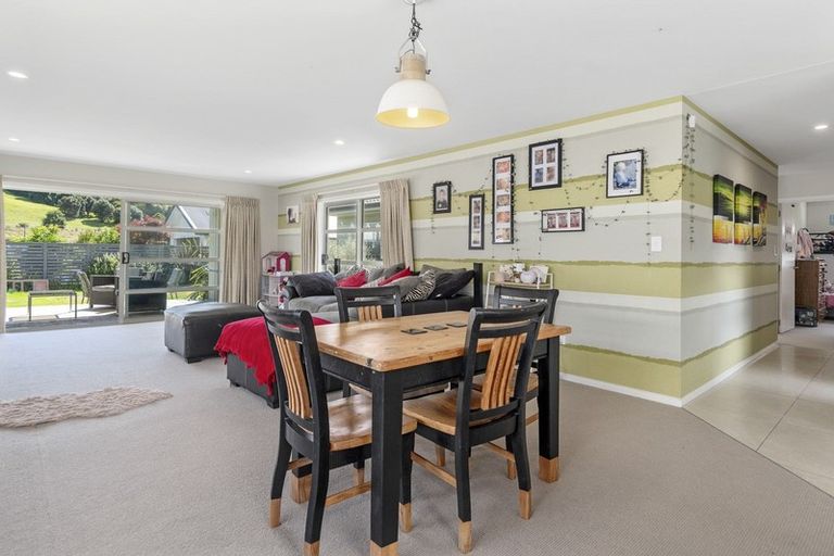 Photo of property in 33 Lynley Park Drive, Omokoroa, 3114