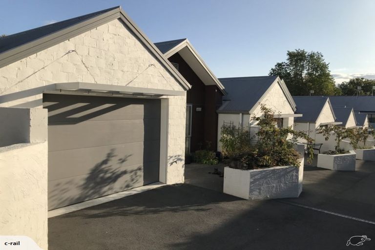 Photo of property in 2/49 Anglesea Street, Hamilton Central, Hamilton, 3204