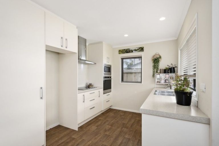 Photo of property in 52 Nautilus Drive, Papamoa Beach, Papamoa, 3118