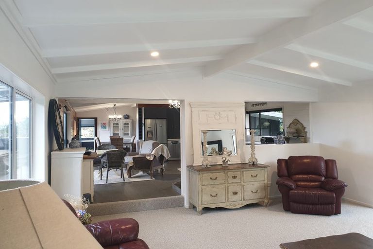 Photo of property in 15 Puriri Place, Tuateawa, Coromandel, 3583