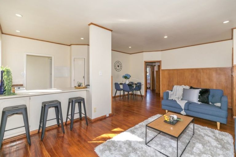 Photo of property in 3a Denz Street, Maeroa, Hamilton, 3200