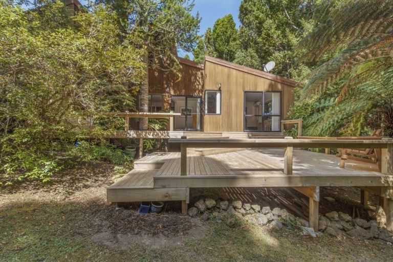 Photo of property in 43 Barlow Place, Chatswood, Auckland, 0626