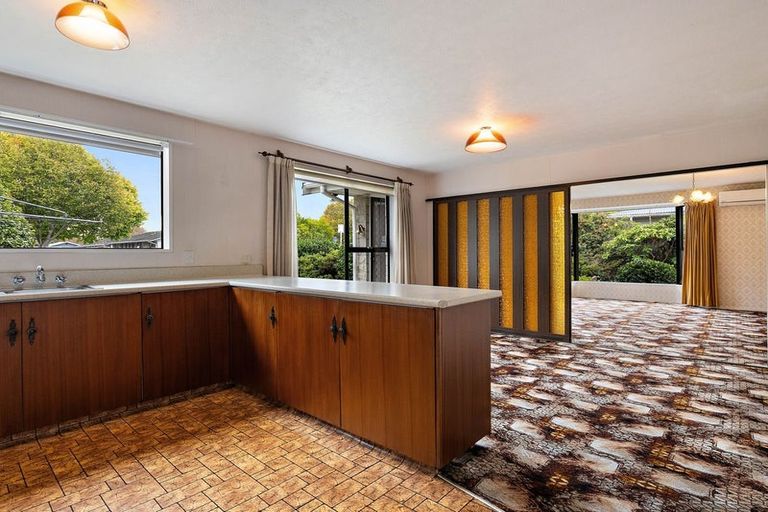 Photo of property in 1/120b Roydvale Avenue, Burnside, Christchurch, 8053