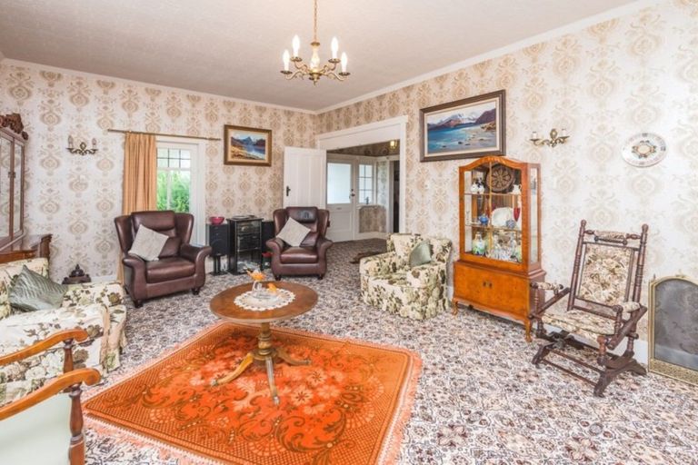 Photo of property in 25 Brassey Road, Saint Johns Hill, Whanganui, 4500