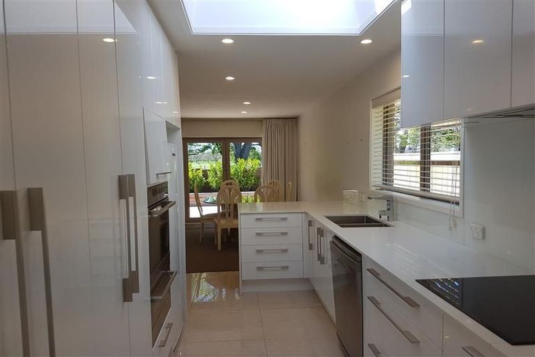 Photo of property in 1/79 Deans Avenue, Riccarton, Christchurch, 8011