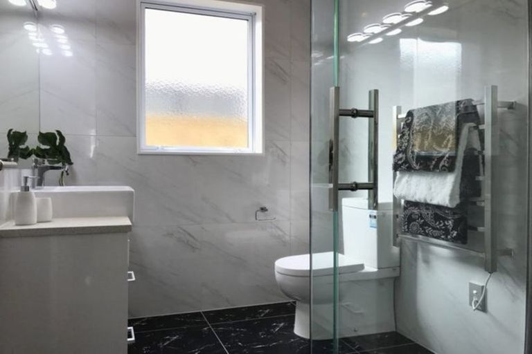Photo of property in 14 Creggan Crescent, Flat Bush, Auckland, 2019