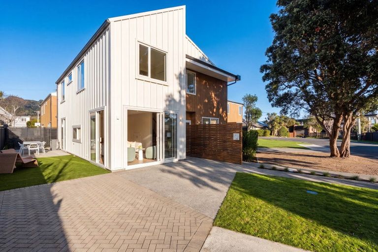 Photo of property in 15 Puriri Street, Woburn, Lower Hutt, 5010