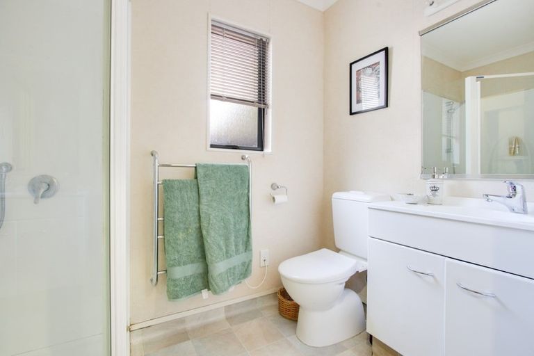 Photo of property in 69b Church Road, Taradale, Napier, 4112