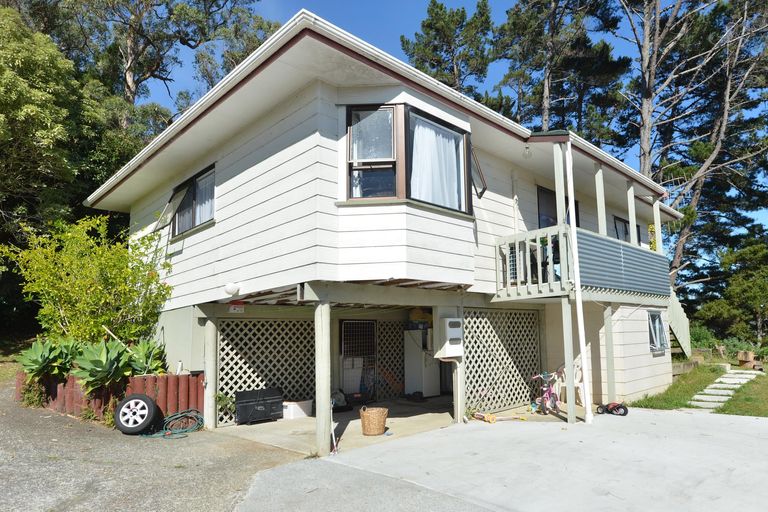 Photo of property in 14 Tikorangi Place, Morningside, Whangarei, 0110
