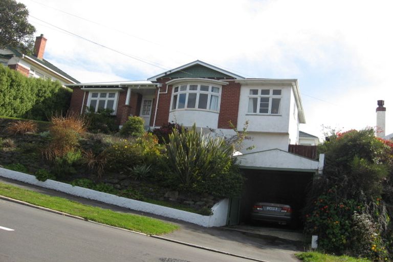 Photo of property in 62 Middleton Road, Kew, Dunedin, 9012