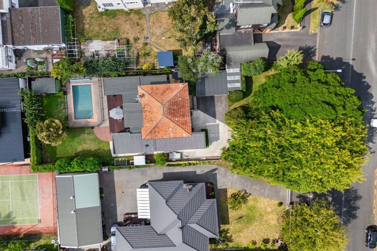 Photo of property in 14 Maeroa Road, Beerescourt, Hamilton, 3200