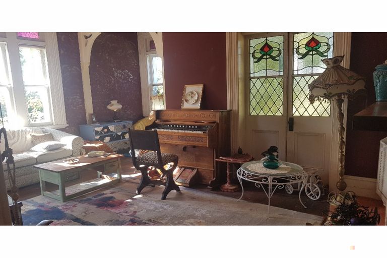 Photo of property in 14 Exeter Street, Waimate, 7924