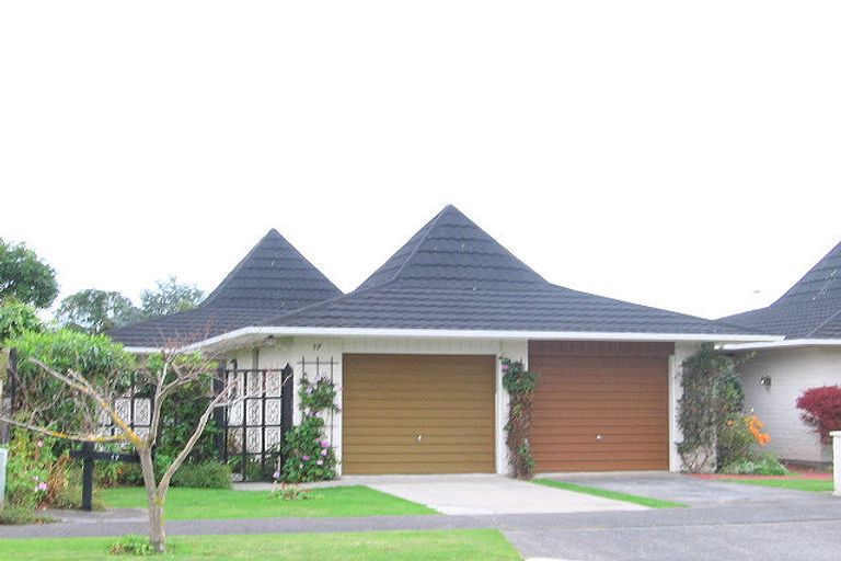 Photo of property in 17a Rewarewa Crescent, Waikanae, 5036