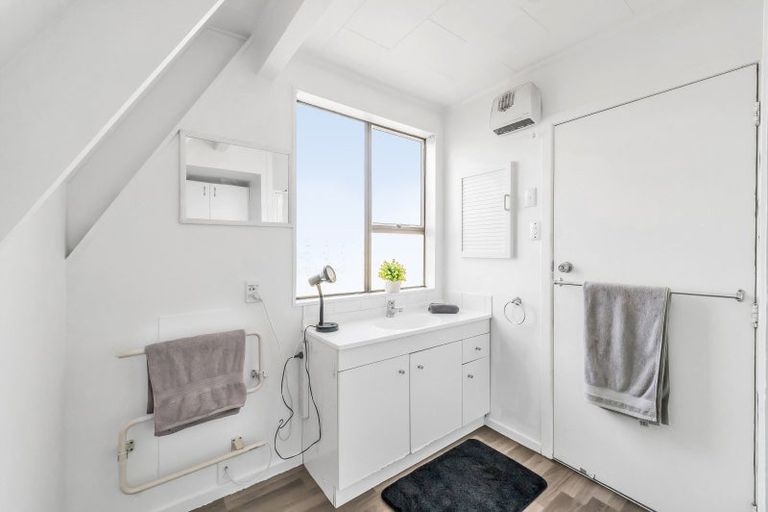 Photo of property in 24 Torlesse Crescent, Darfield, 7510