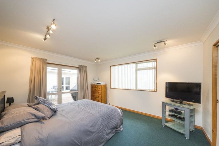 Photo of property in 23 Buick Crescent, Awapuni, Palmerston North, 4412