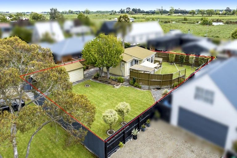 Photo of property in 29 Reserve Road, Waikuku Beach, 7473