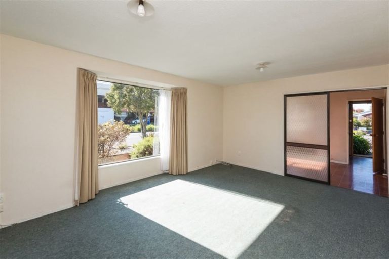 Photo of property in 69 Division Street, Riccarton, Christchurch, 8041