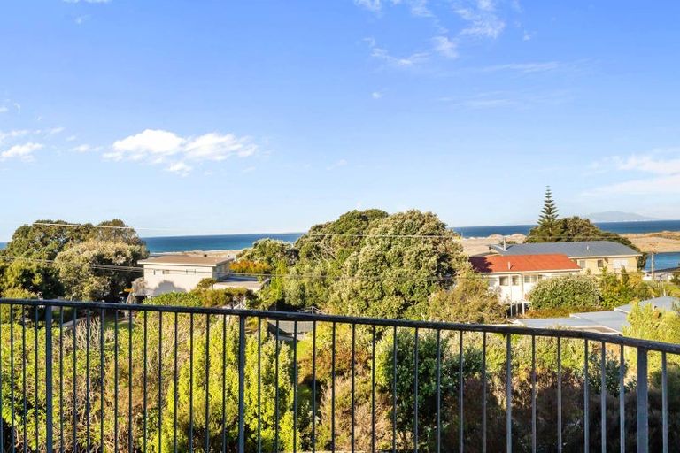 Photo of property in 36 Moir Point Road, Mangawhai Heads, Mangawhai, 0505