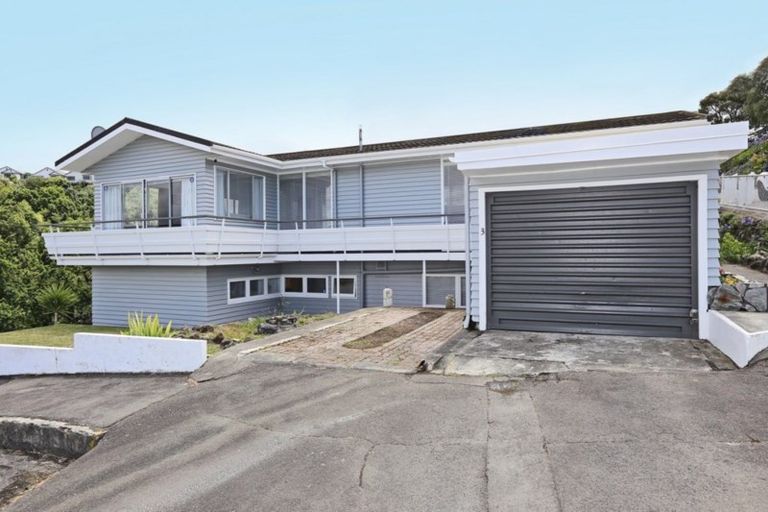 Photo of property in 3 Oliver Road, Hospital Hill, Napier, 4110