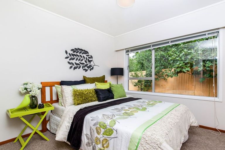 Photo of property in 5/1 Takapu Street, Henderson, Auckland, 0612