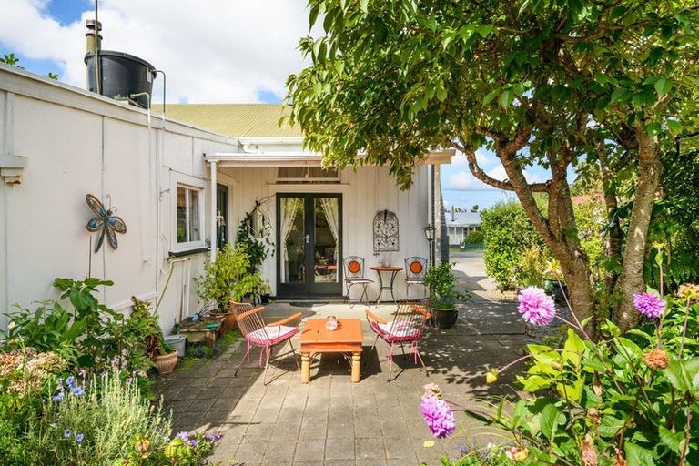 Photo of property in 9 Lambert Street, Marton, 4710