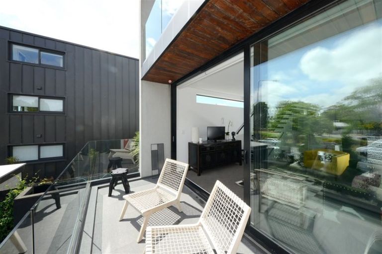 Photo of property in 320c Oxford Terrace, Christchurch Central, Christchurch, 8011