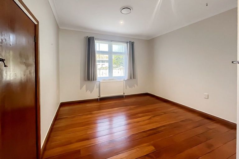 Photo of property in 64 Manawatu Street, Hokowhitu, Palmerston North, 4410