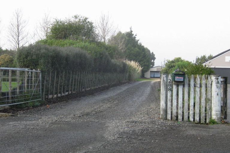 Photo of property in 288 Polson Hill Drive, Aokautere, Palmerston North, 4471