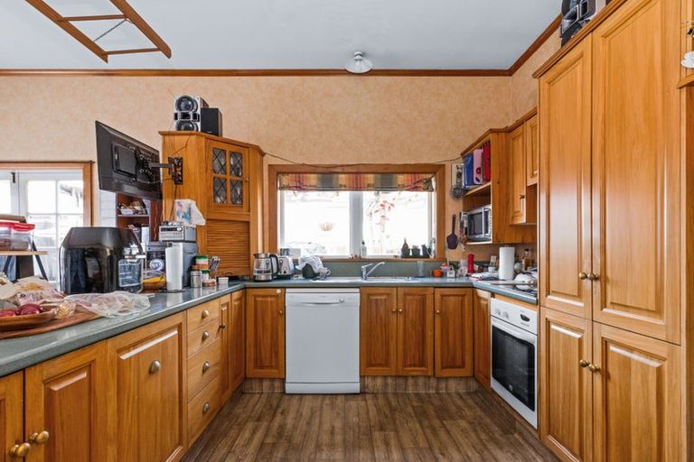 Photo of property in 179 Avondale Road, Greenmeadows, Napier, 4112