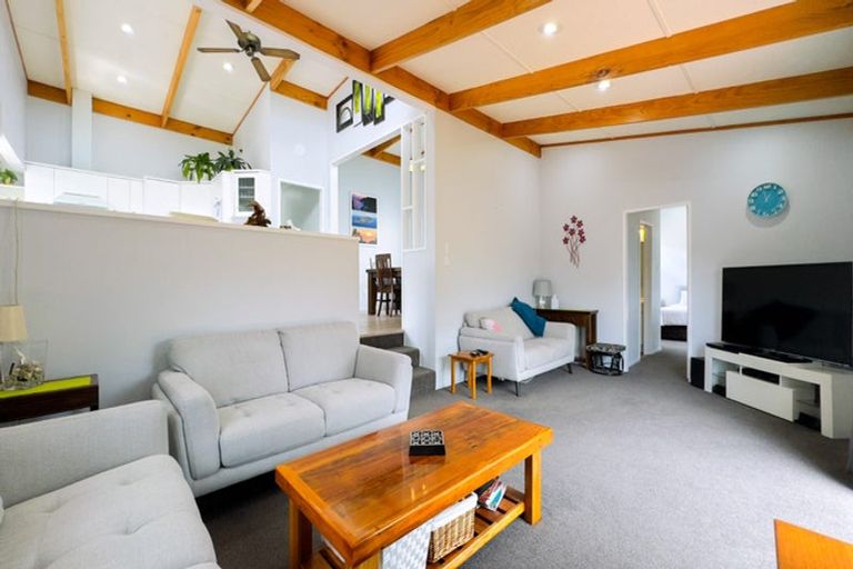 Photo of property in 1 Ohinemuri Place, Paeroa, 3600