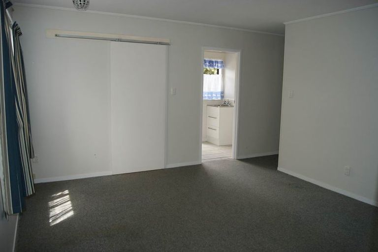 Photo of property in 13 Balloch Street, Randwick Park, Auckland, 2105