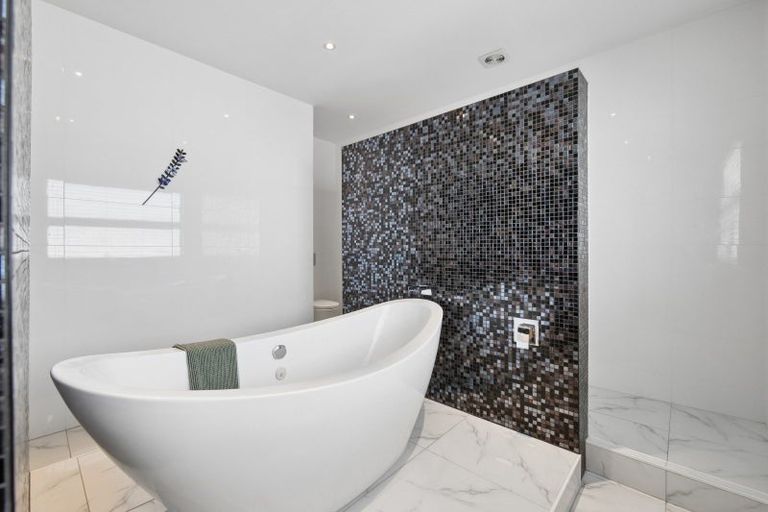 Photo of property in 93 Ninth Avenue, Tauranga, 3110