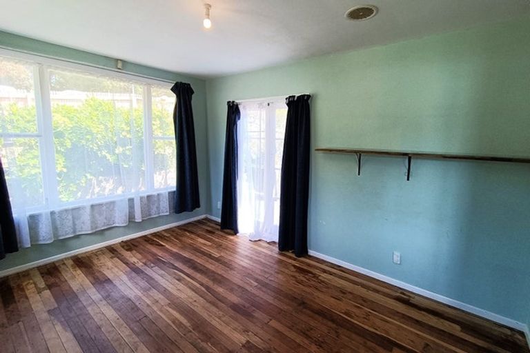 Photo of property in 16 Logie Street, Stokes Valley, Lower Hutt, 5019