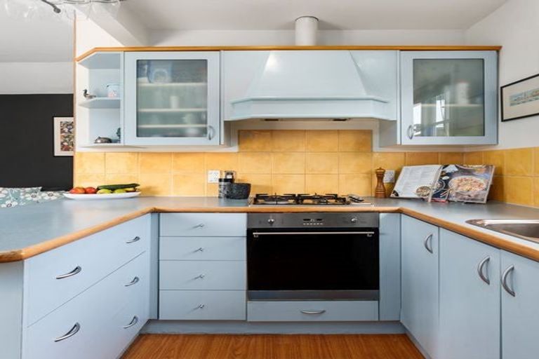 Photo of property in 5 Celia Street, Redcliffs, Christchurch, 8081