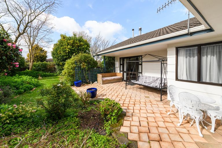 Photo of property in 72 Geraldine Crescent, Cloverlea, Palmerston North, 4412