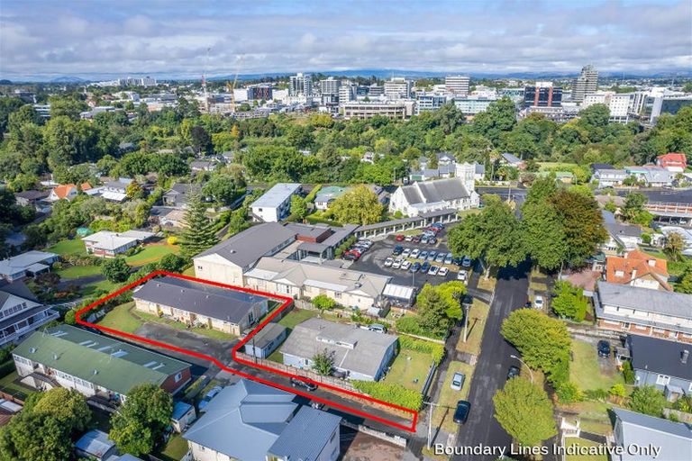 Photo of property in 8a Te Aroha Street, Hamilton East, Hamilton, 3216