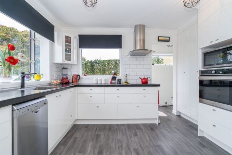 Photo of property in 6 Geddes Street, Green Island, Dunedin, 9018