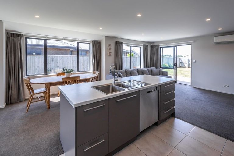 Photo of property in 35 Bradbury Avenue, Rolleston, 7614