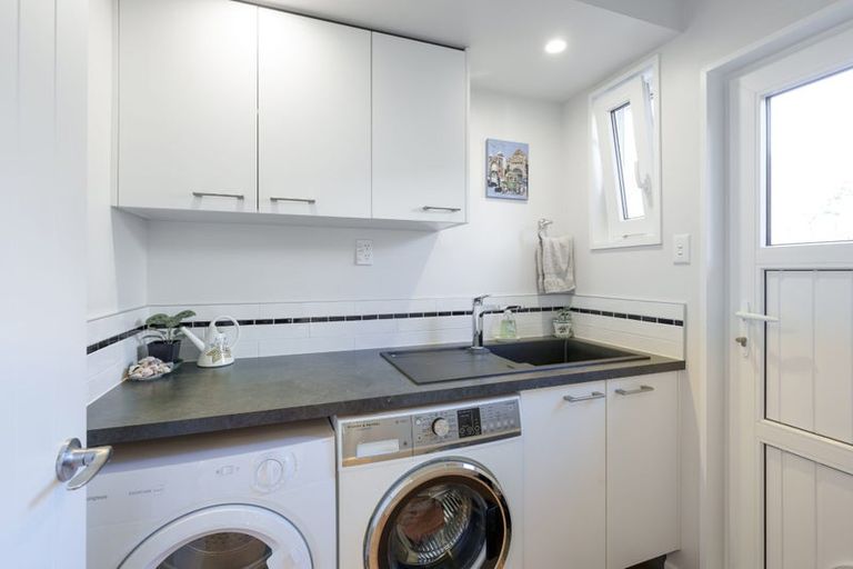 Photo of property in 5 Lodge Place, Ilam, Christchurch, 8041